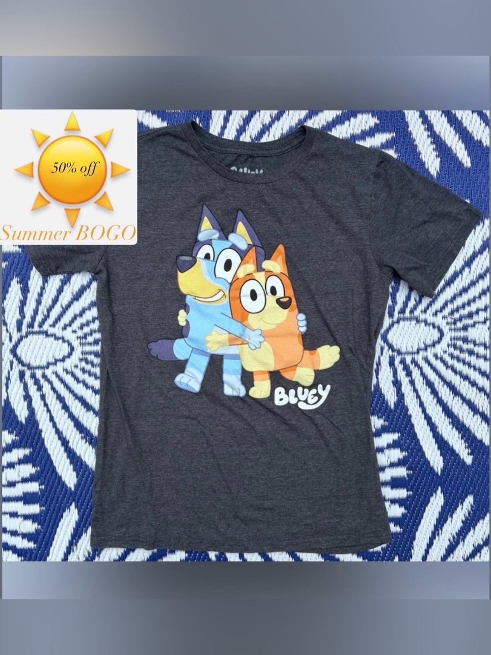 🌺Bluey Short-Sleeve Kids Tee in Charcoal with Bluey & Bingo - size Youth XL